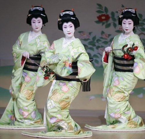 Japanese dance